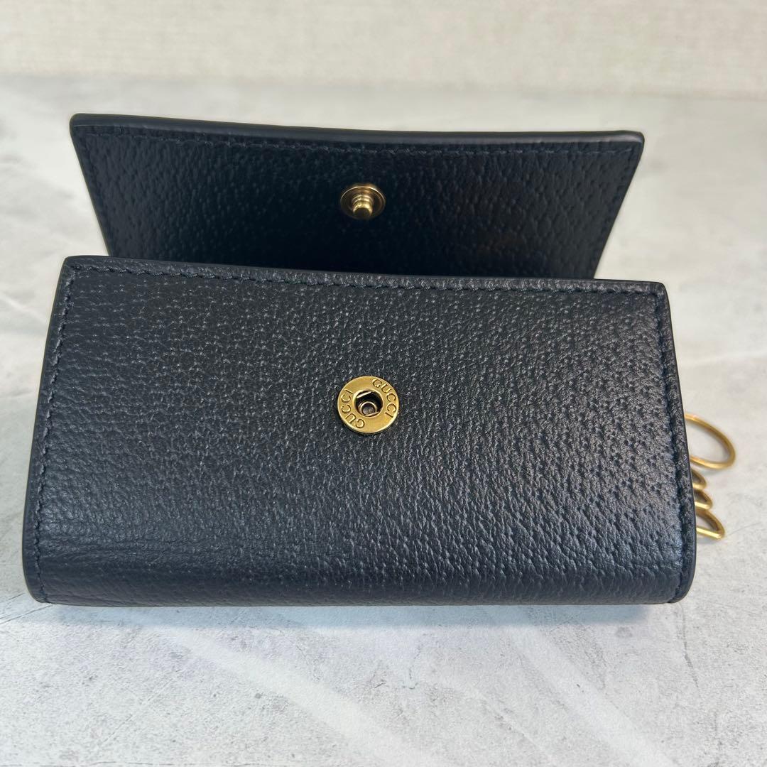 【新品同様】 グッチ GUCCI GGマーモント 6連キーケース ブラック
