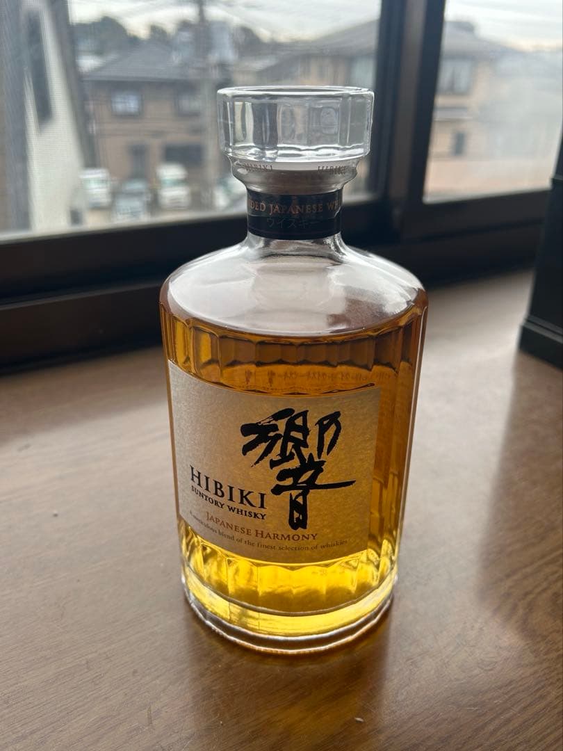 響　箱無し　サントリー　ウィスキー　Hibiki Japanese