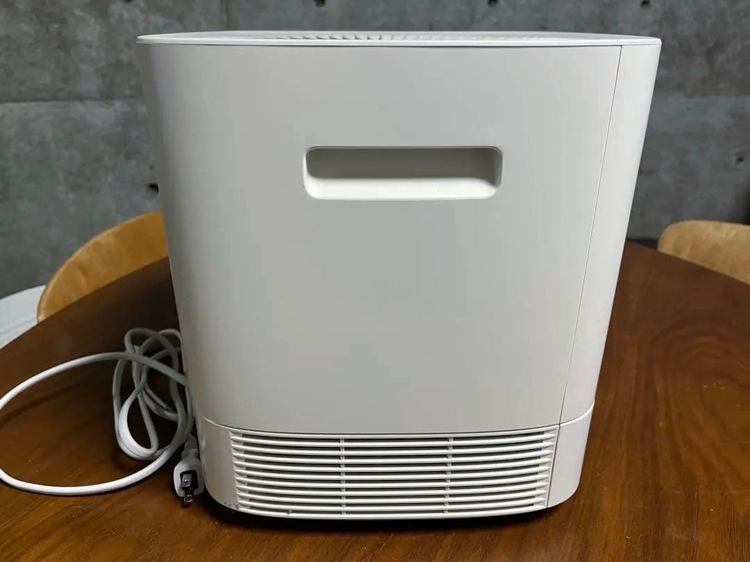 SHARP 除湿機　衣類乾燥除湿機　CV-P60 プラズマクラスター