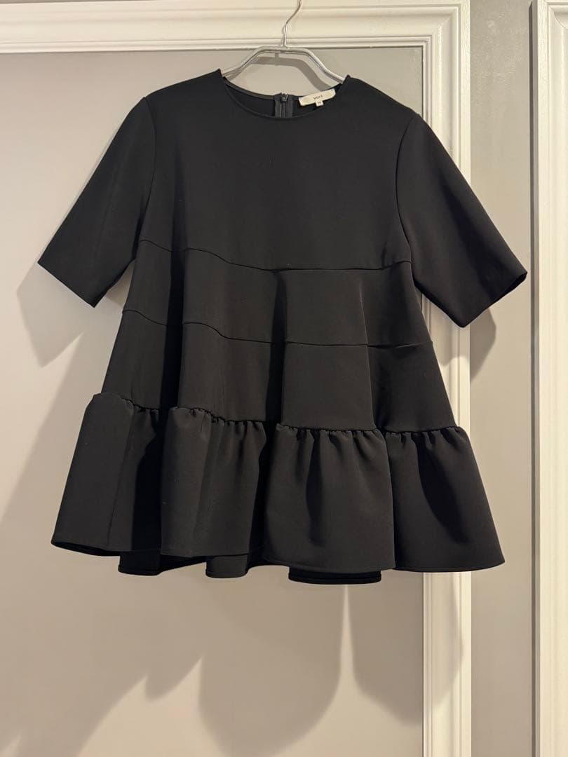 Yori ヨリ　ハーフスリーブティアードブラウス　36 美品