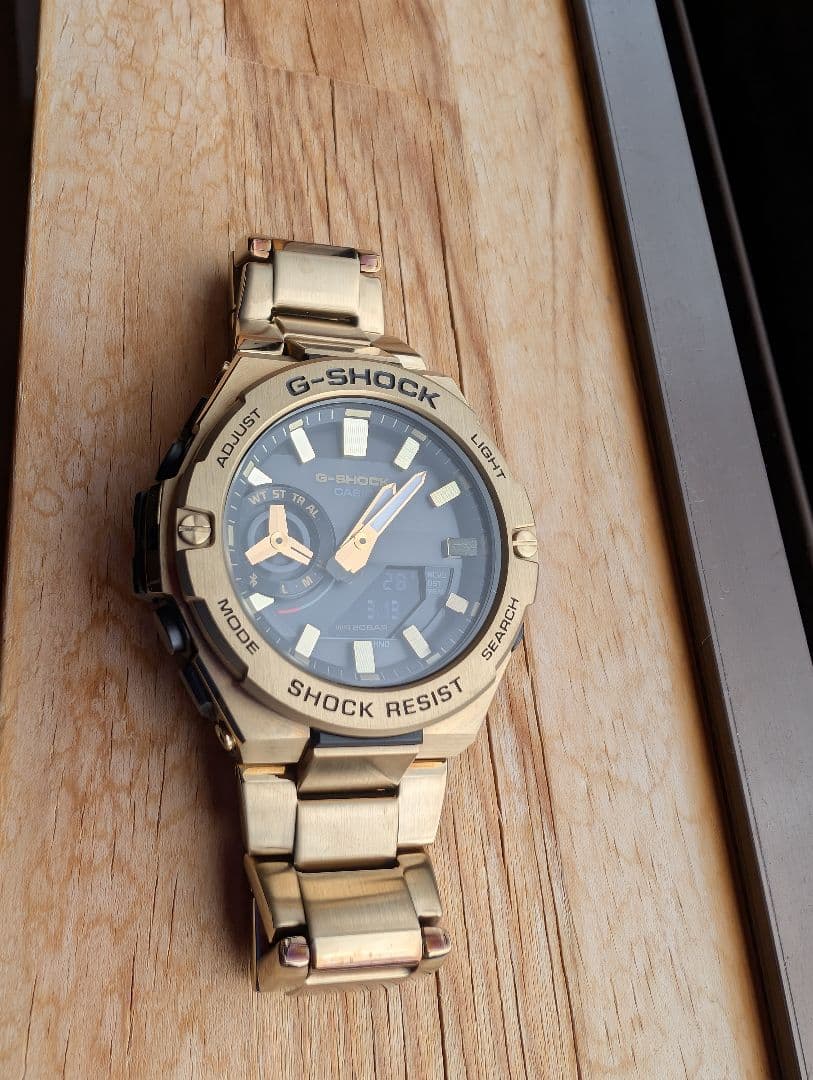 G-SHOCK ゴールド　GST-B500