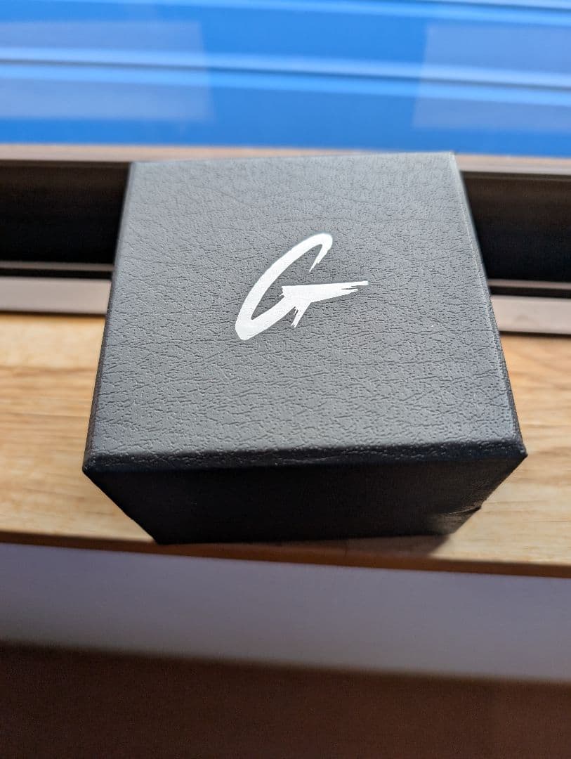 G-SHOCK ゴールド　GST-B500