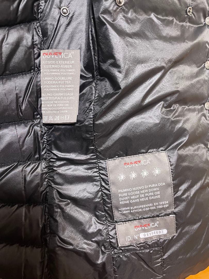 ❤️お値下げ❤️DUVETICA ライトダウンベストTEIA❤️極美品