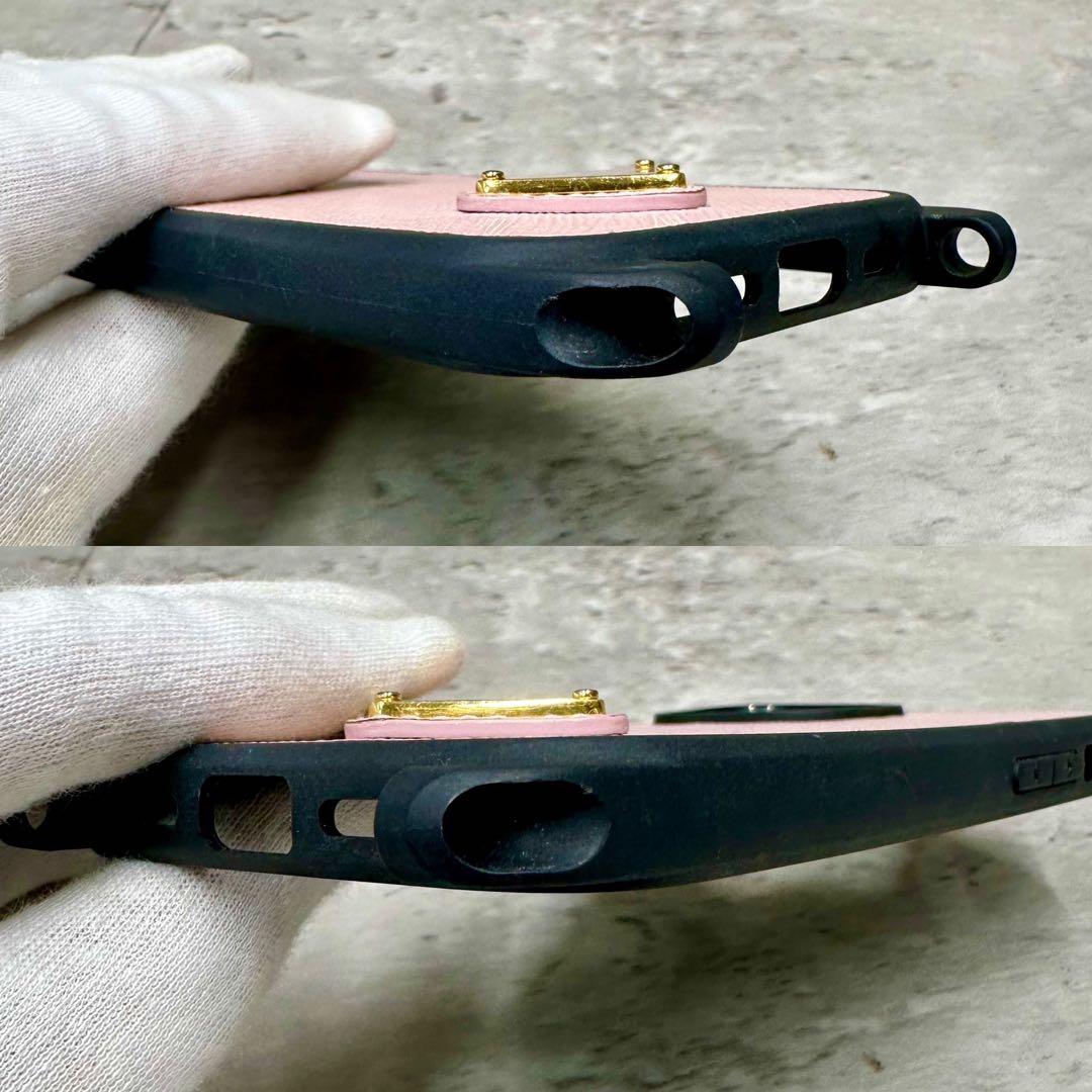 極美品✨ プラダ iPhone15 三角プレート ショルダー スマホケース