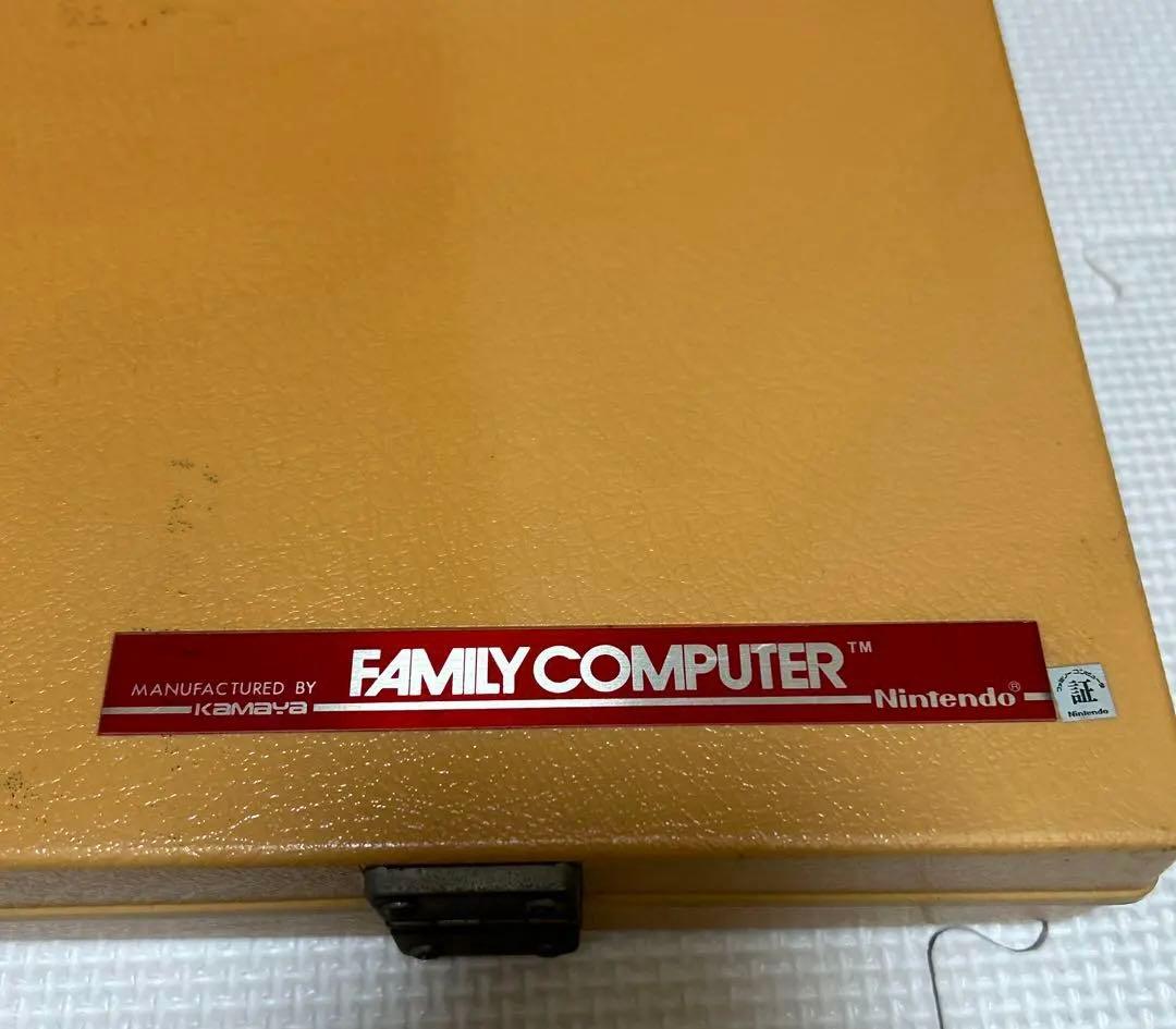ファミコン　カセット　アタッシュケース　鍵付き　KAMAYA レア　レトロ