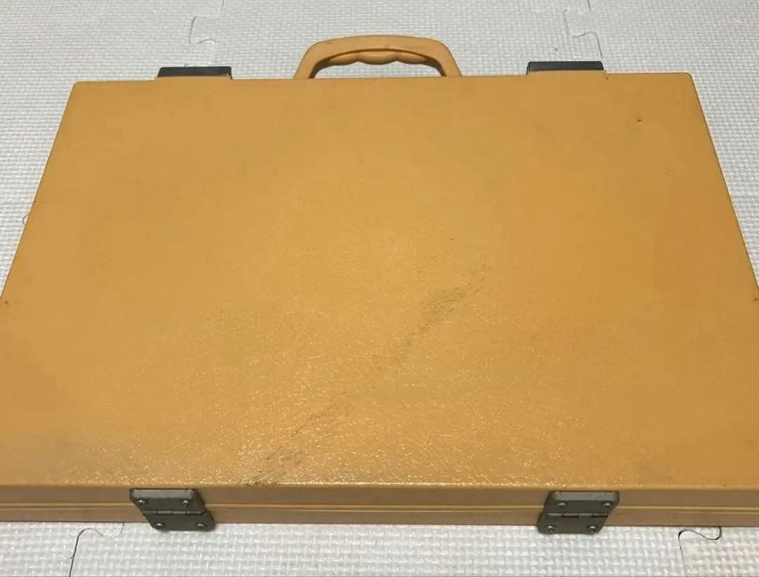 ファミコン　カセット　アタッシュケース　鍵付き　KAMAYA レア　レトロ