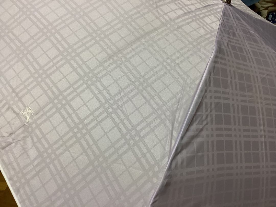バーバリー　Burberry 折りたたみ　日傘