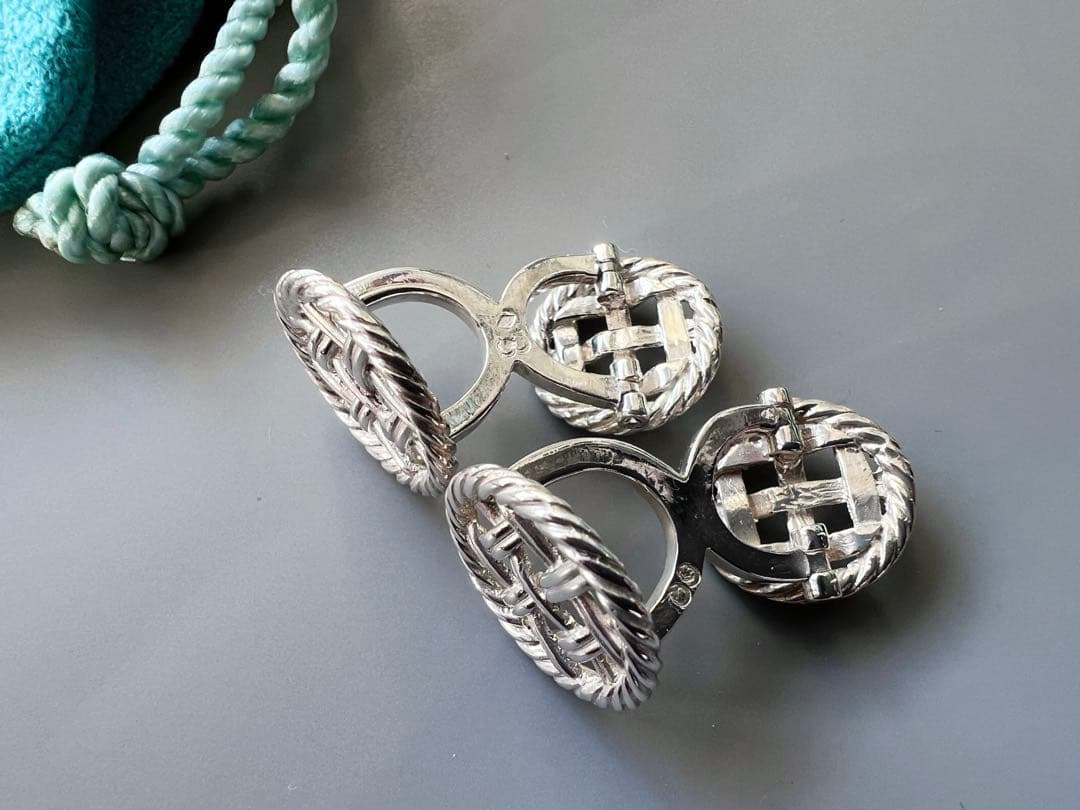 ティファニー　編み込み　サークル　カフス