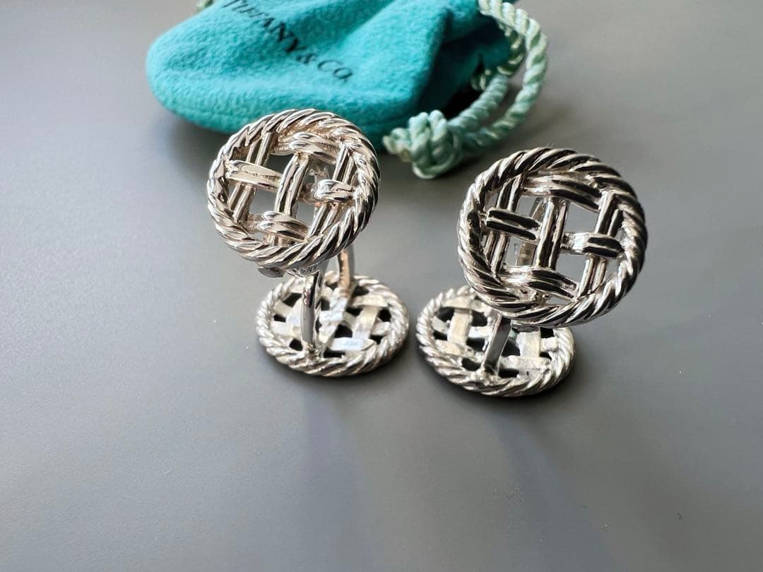 ティファニー　編み込み　サークル　カフス