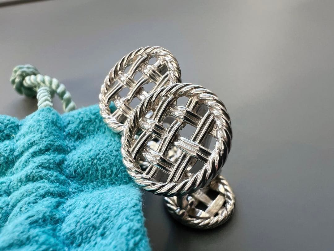 ティファニー　編み込み　サークル　カフス