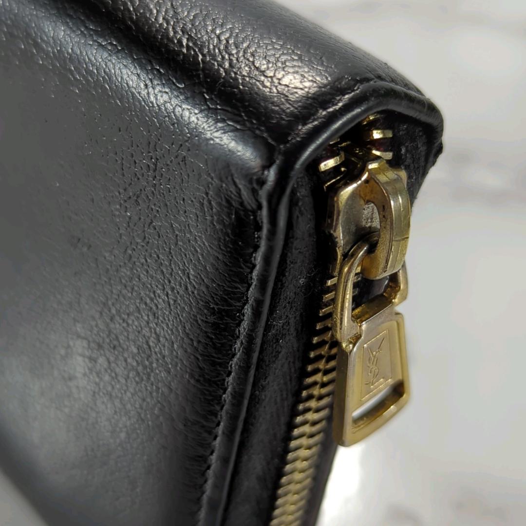 イブサンローラン　カサンドラ　刺繍長財布　ラウンドファスナー　ブラック