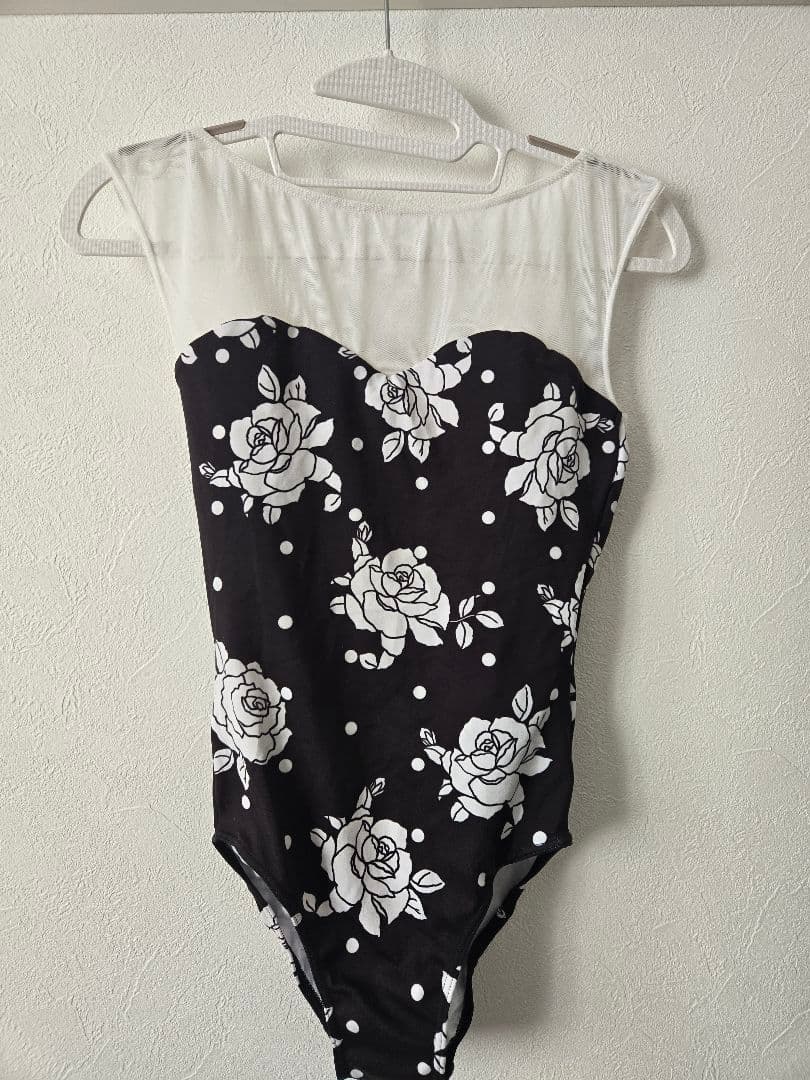 stina 花柄レオタード S