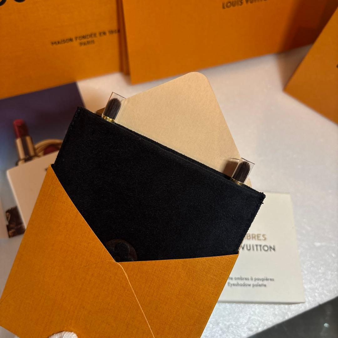 ルイヴィトン　LV オンブル 150 アイシャドウ