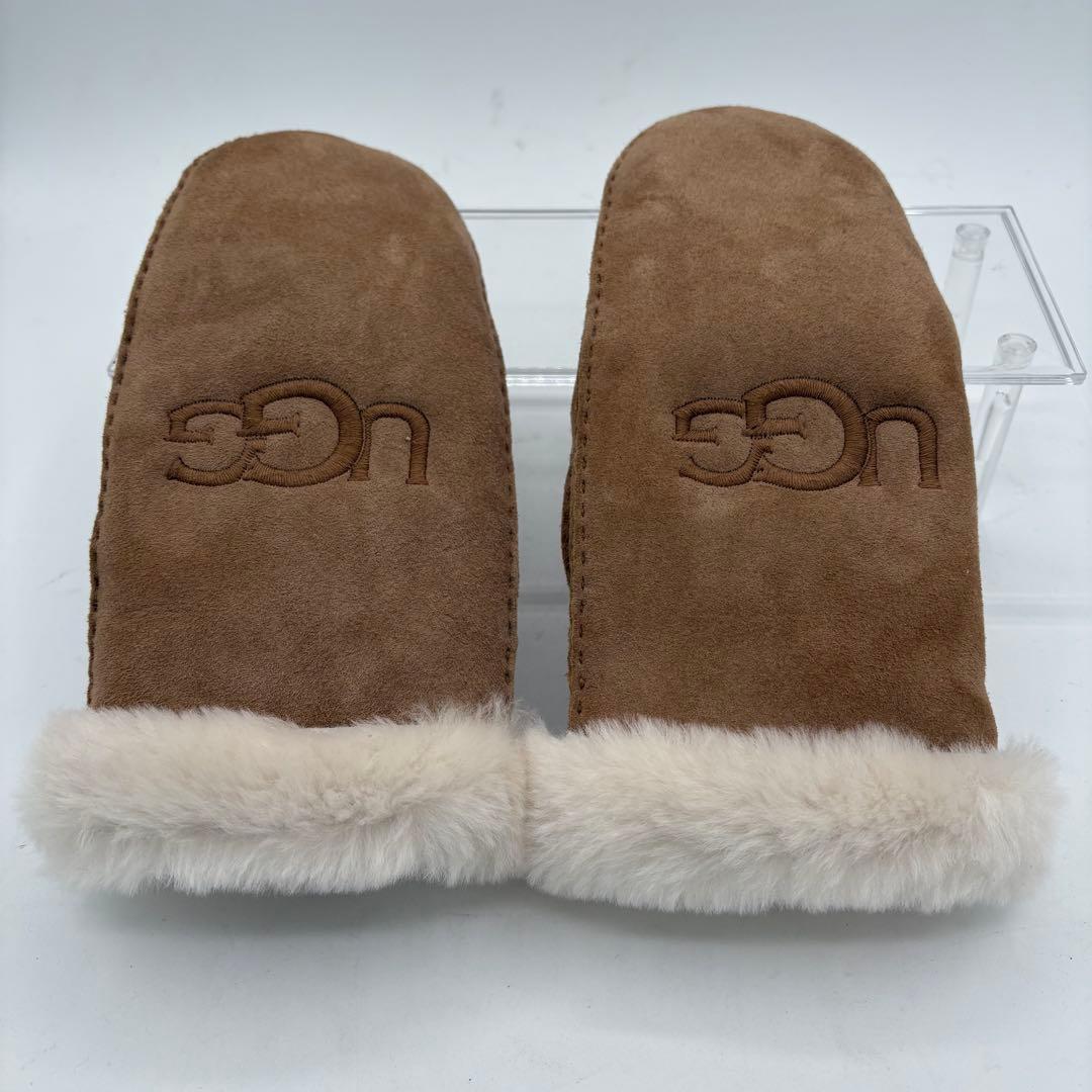 未使用級　アグ シープスキン 羊革 ボア 手袋 デカロゴ グローブ