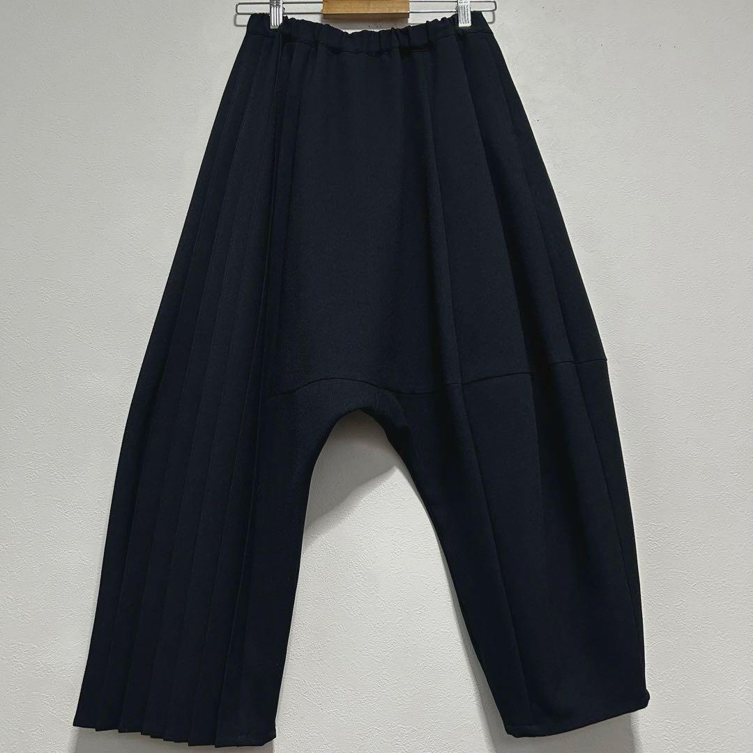 【匿名配送】gomme ゴム サイドプリーツ サルエルパンツ 紺 アシンメトリー