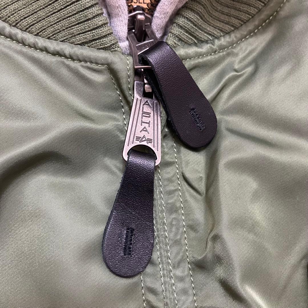 未使用級✨アルファインダストリーズ XL フード・ワッペン 2way MA-1