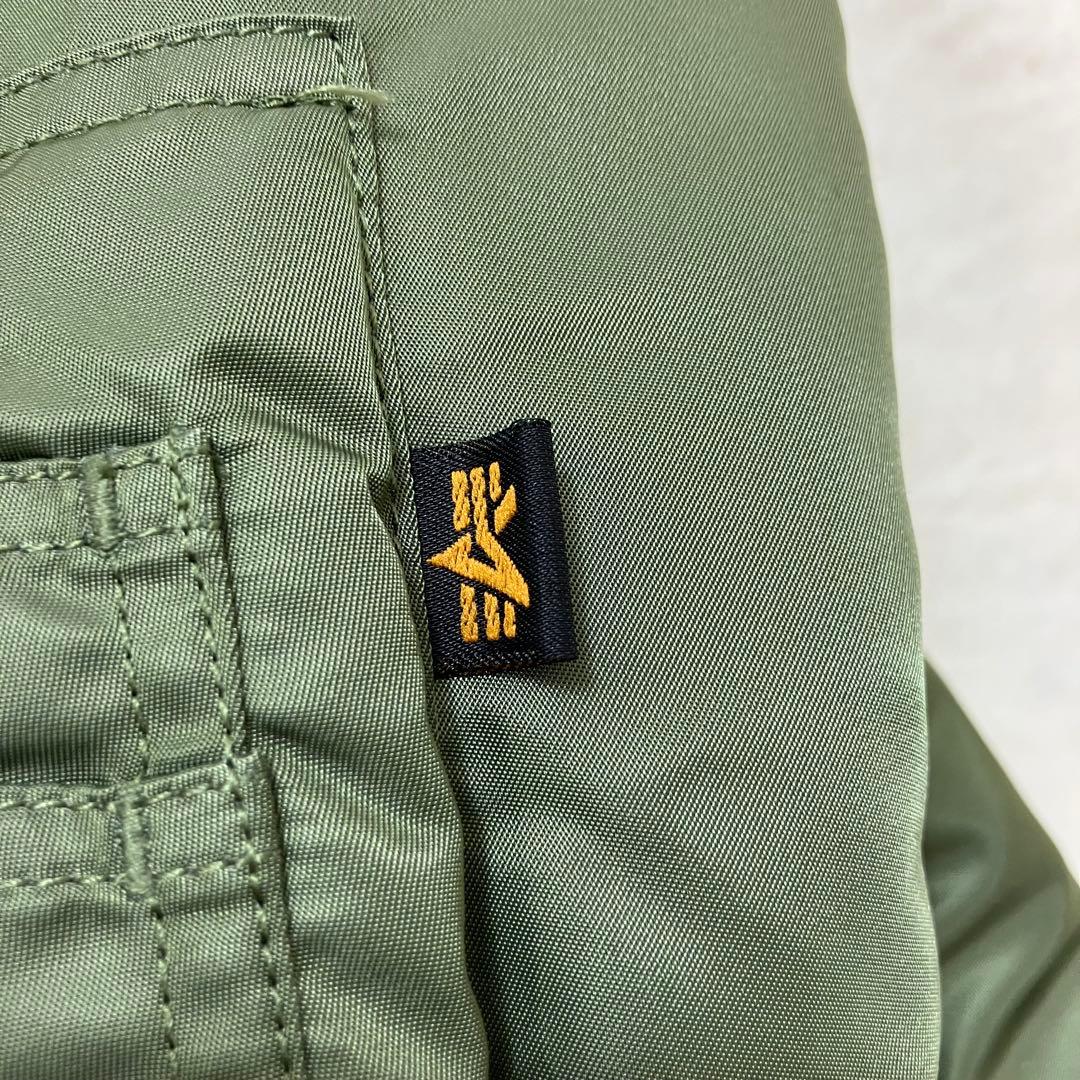 未使用級✨アルファインダストリーズ XL フード・ワッペン 2way MA-1