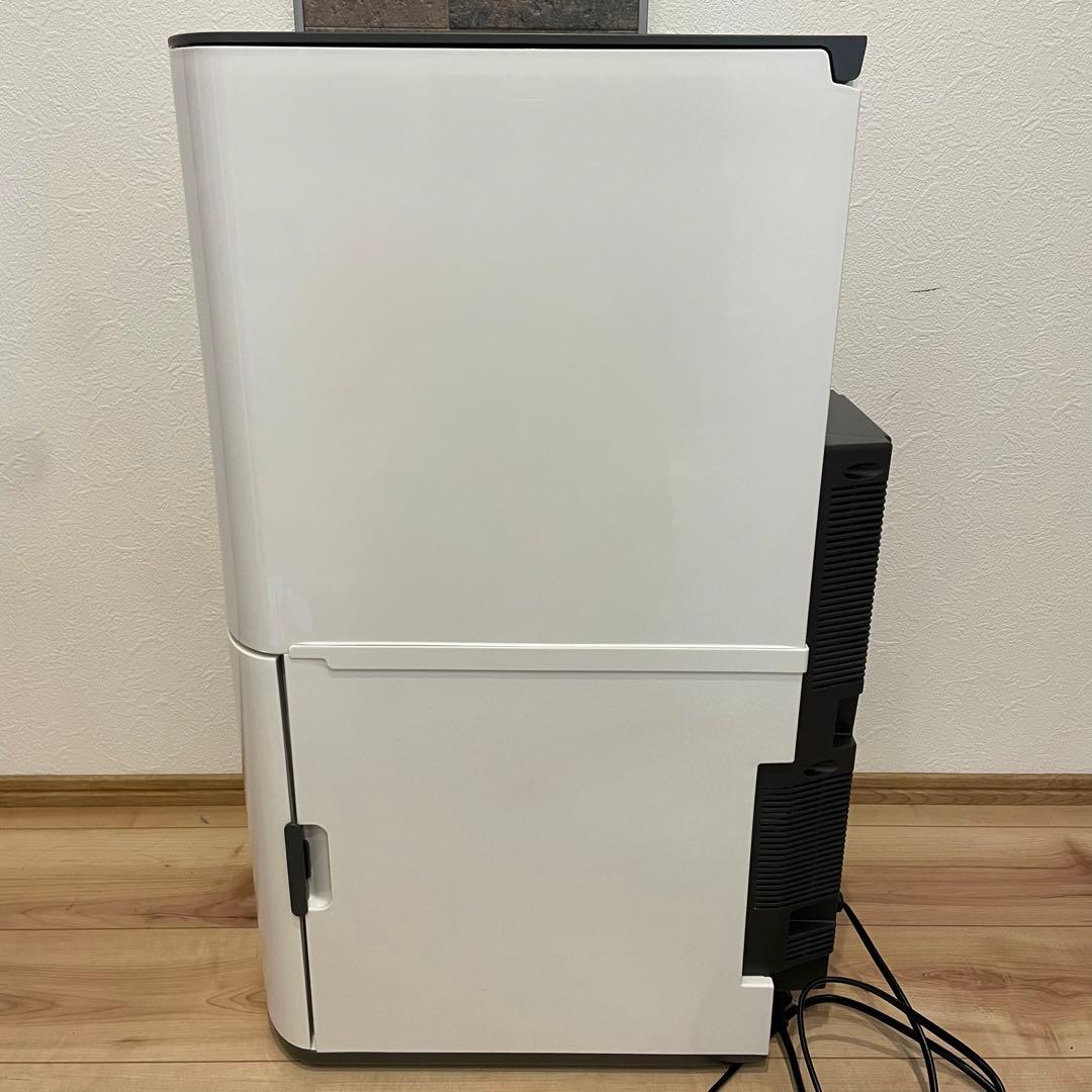 【美品】保冷米びつ　HRC-10SW エムケー精工　ライスクール