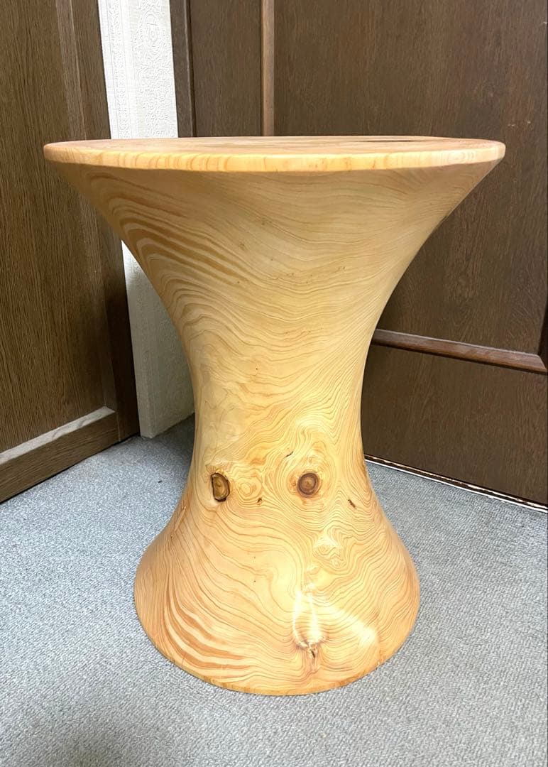 丸太　木製フレア型サイドテーブル