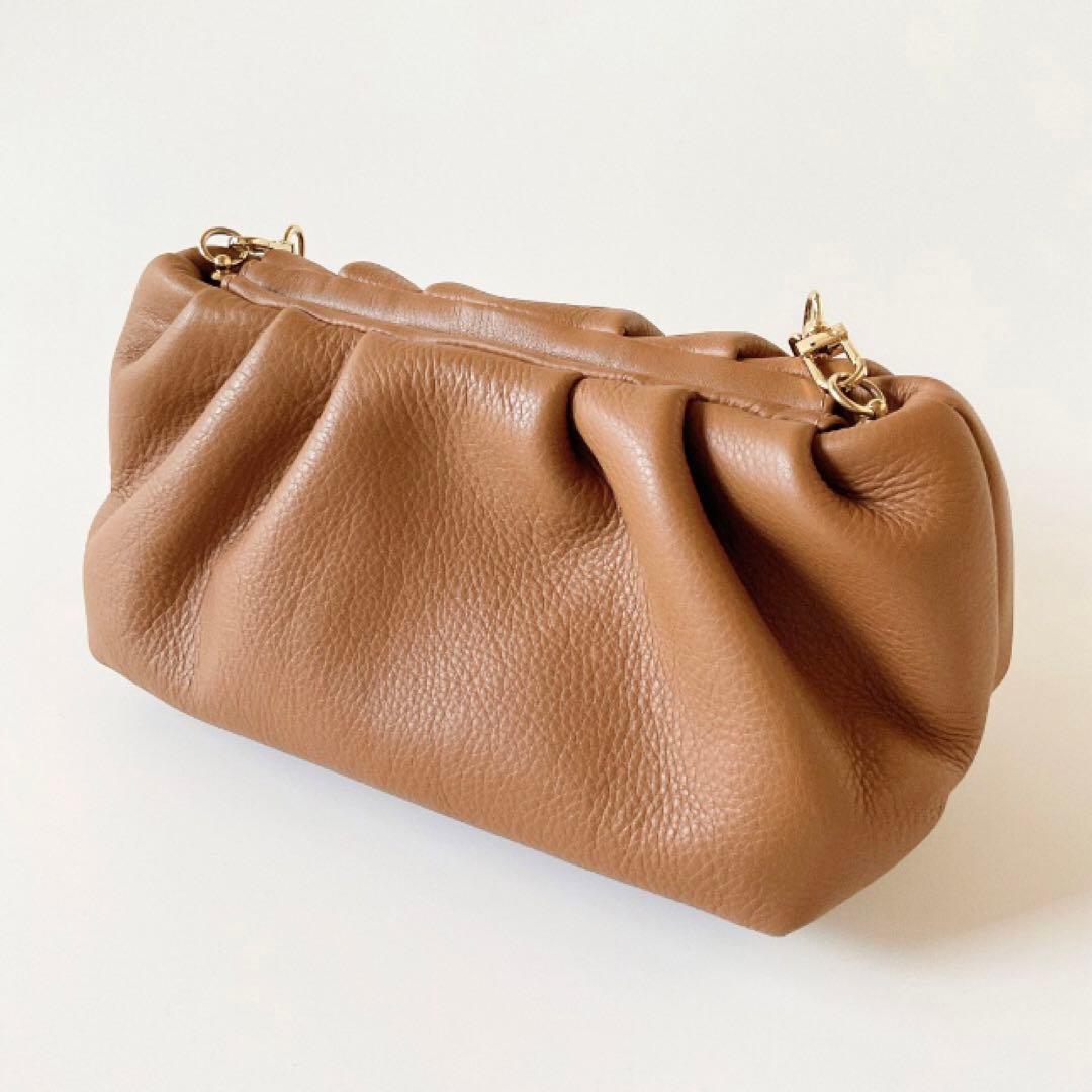 【未使用に近い】BRENTELLA ブレンテッラ　チェーンバッグ