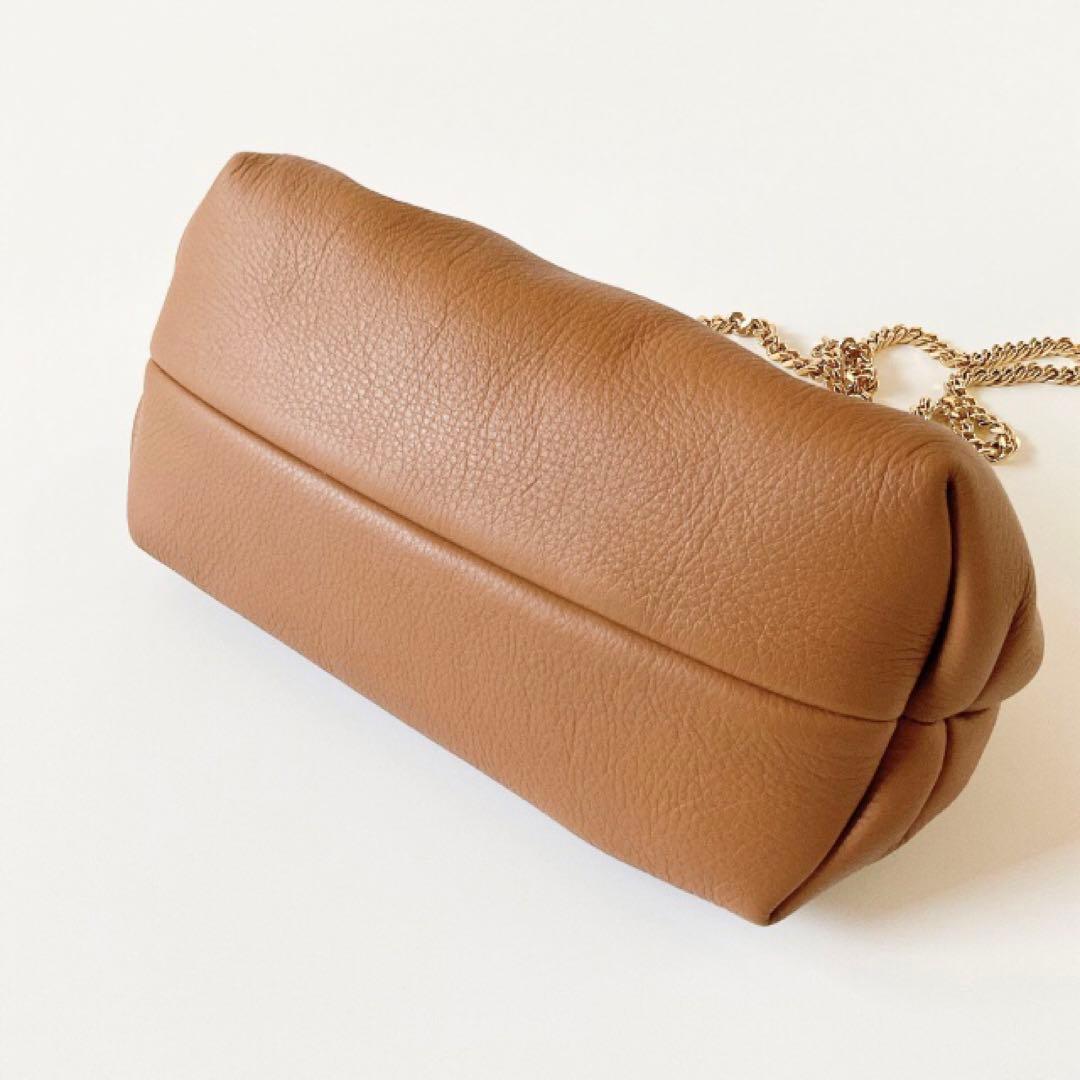 【未使用に近い】BRENTELLA ブレンテッラ　チェーンバッグ