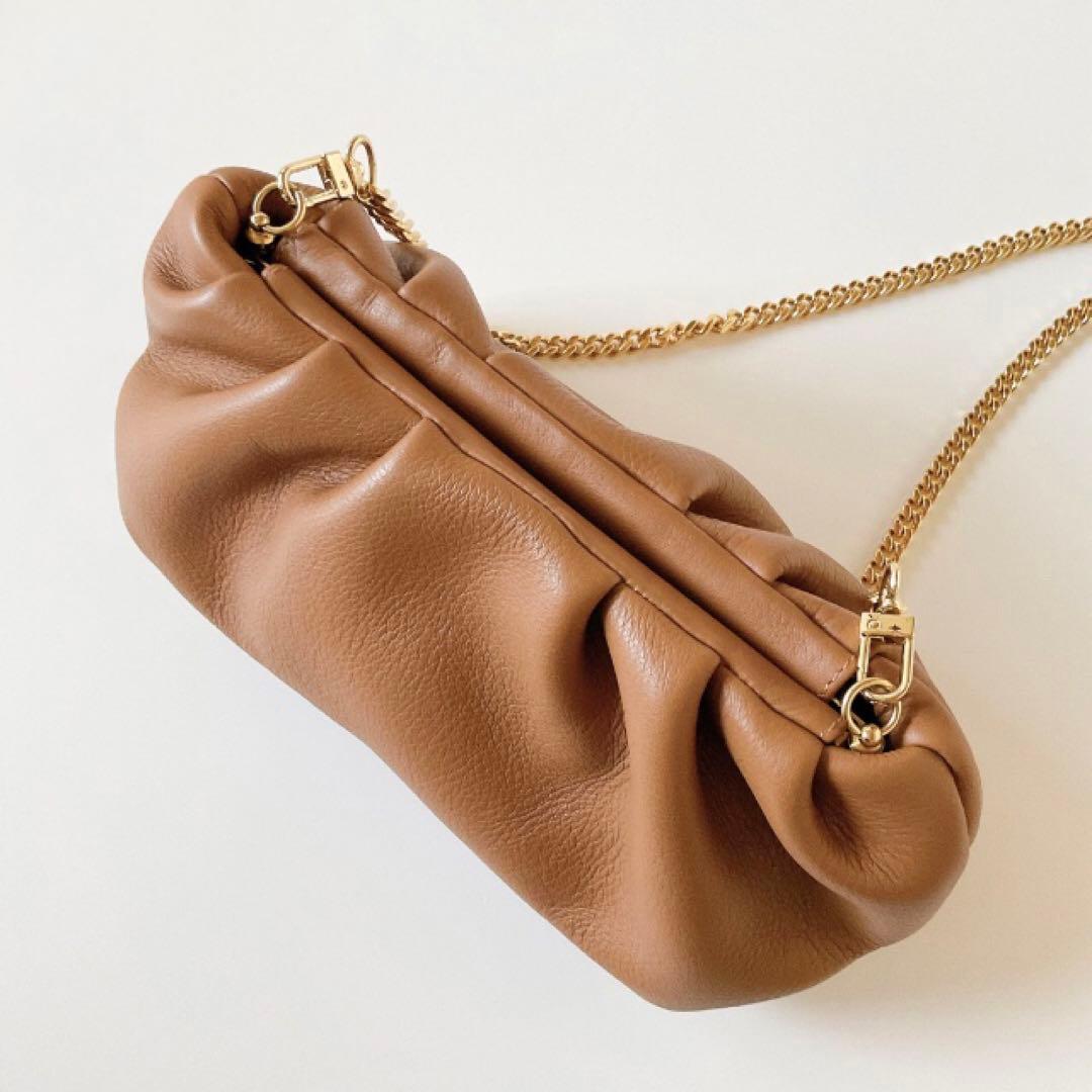 【未使用に近い】BRENTELLA ブレンテッラ　チェーンバッグ