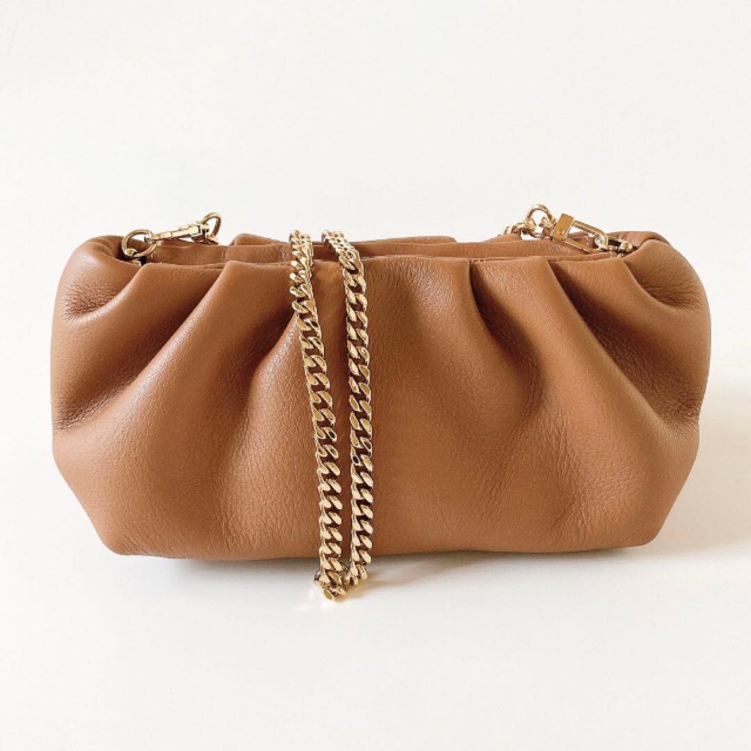 【未使用に近い】BRENTELLA ブレンテッラ　チェーンバッグ