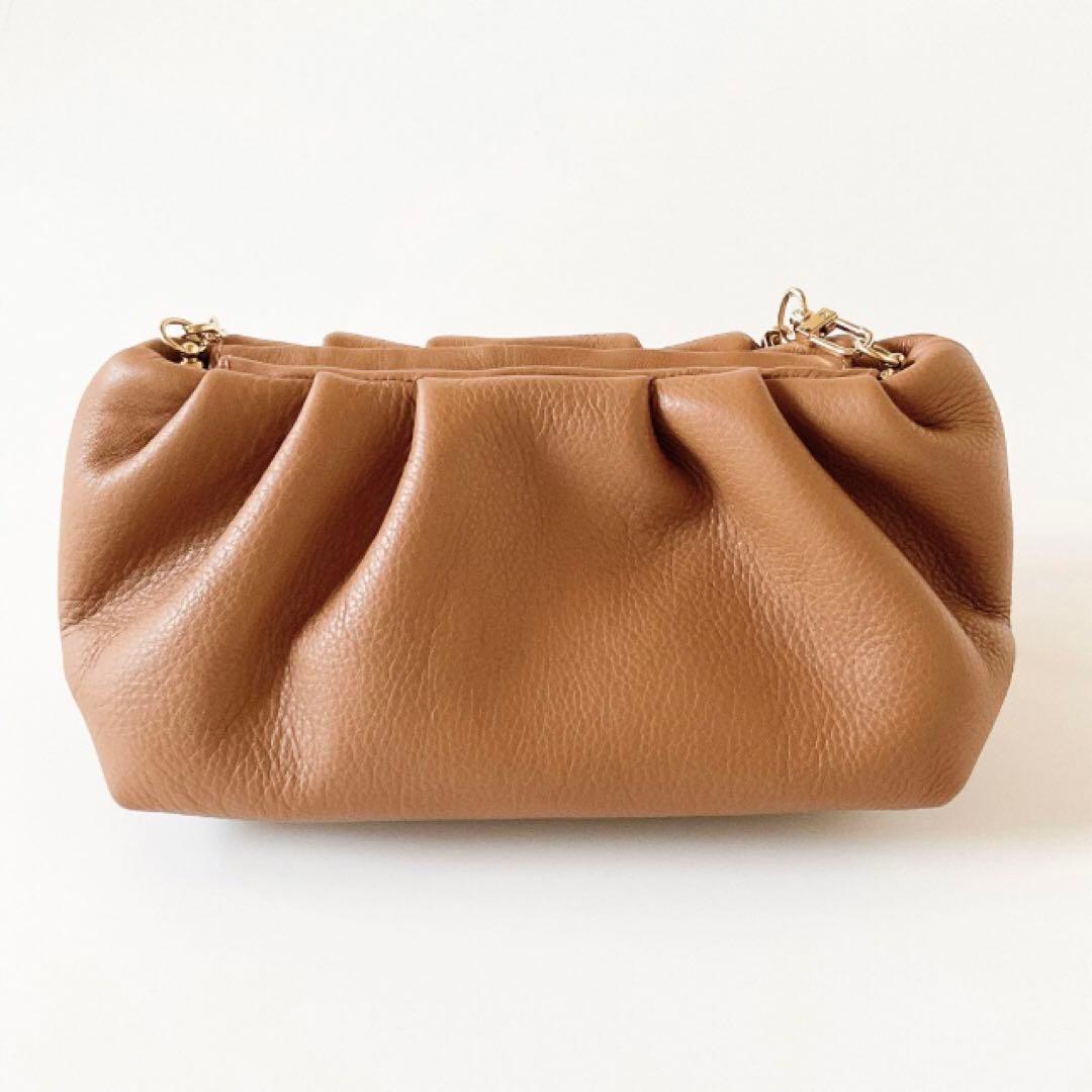 【未使用に近い】BRENTELLA ブレンテッラ　チェーンバッグ