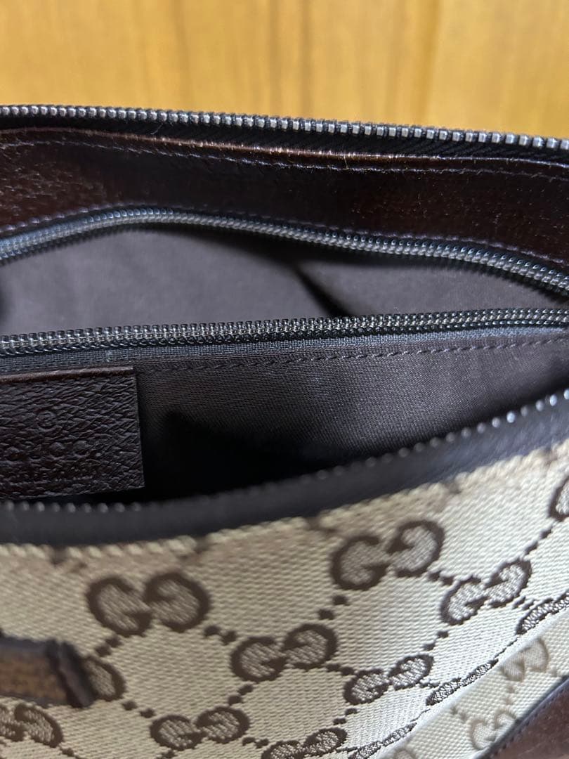 グッヂ　GUCCI ショルダーバッグ