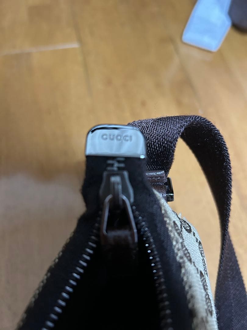グッヂ　GUCCI ショルダーバッグ