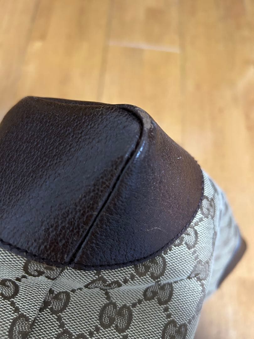 グッヂ　GUCCI ショルダーバッグ