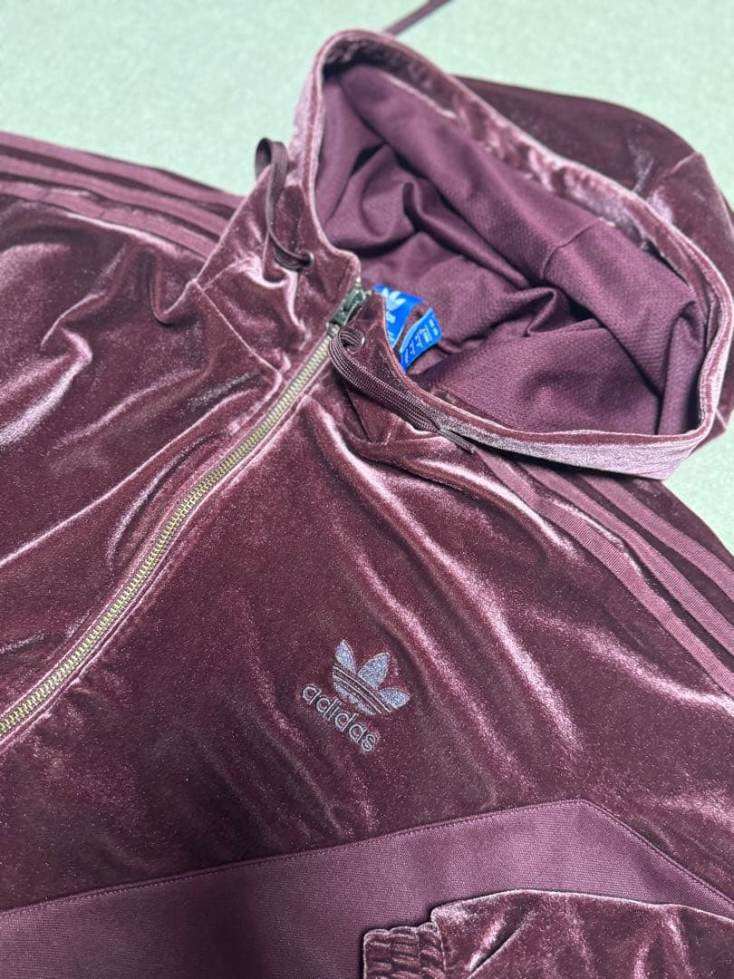 adidas ワインカラーベロアジャージ上下　美品