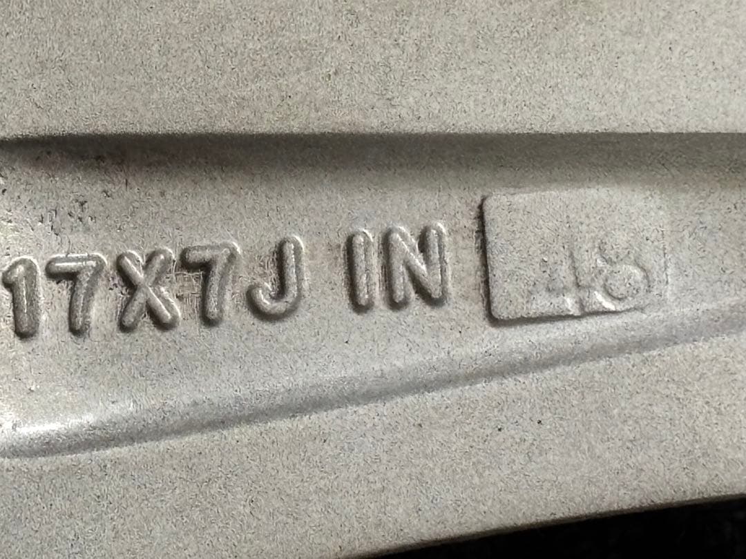 weds製ホイール 4本セット　17インチ 7J 5穴114.3 +48