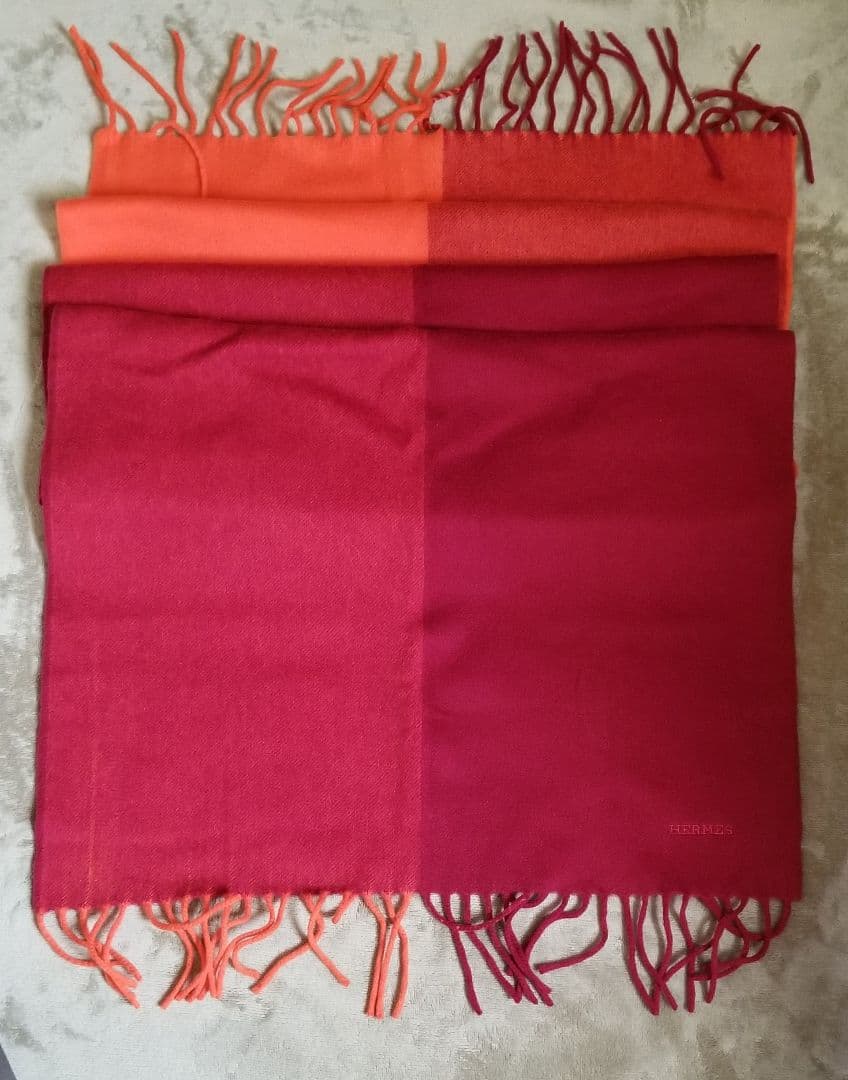 HERMES グラデーションマフラー 赤 オレンジ