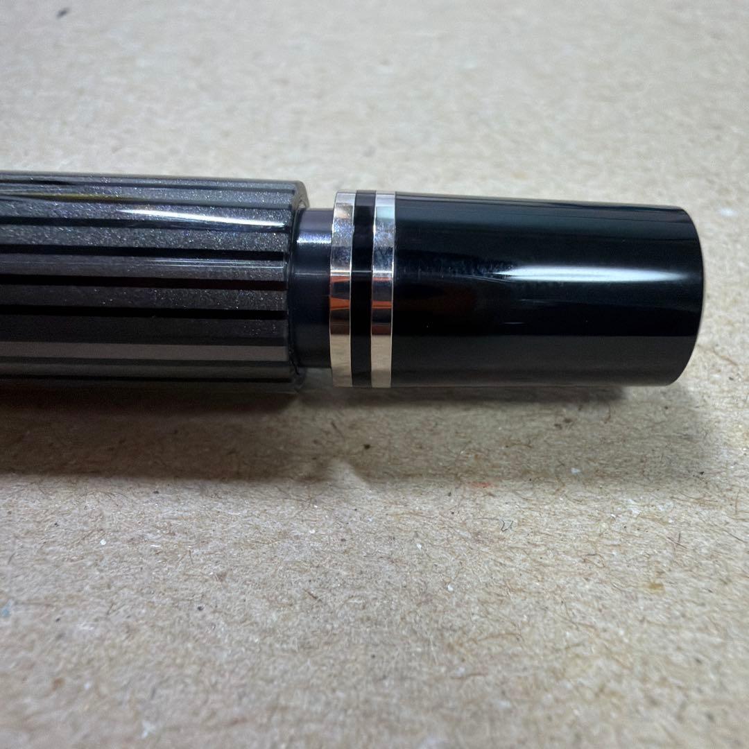 新品 Pelikan ペリカン 万年筆 スーベレーン M405 黒縞 F