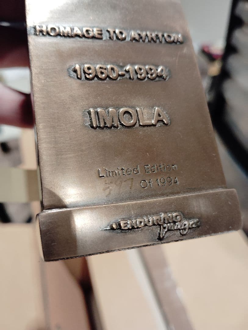 希少品‼️【世界限定1994体】アイルトン・セナ/イモラブロンズ像レプリカ