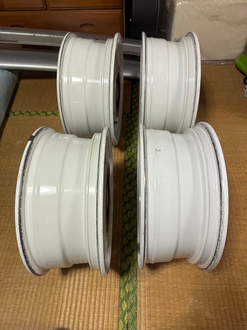 チ*プ様 ヒーローズレーシングアイスピード 15インチ 8J+38 PCD114