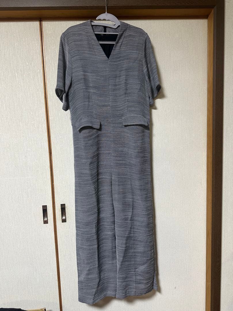 KARAMI RELAX ROMPERS ブラック　 Mサイズ