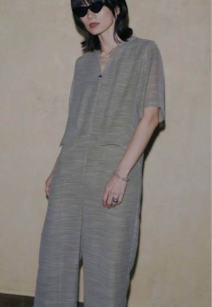 KARAMI RELAX ROMPERS ブラック　 Mサイズ