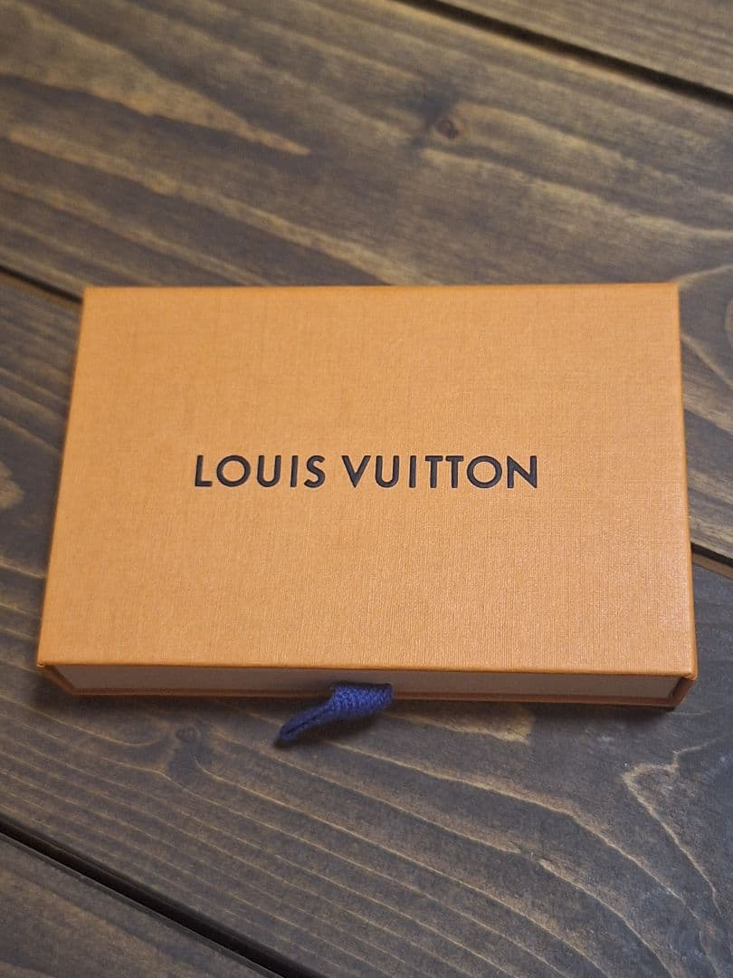 LOUIS VUITTON タイピン シンプルデザイン 正規品