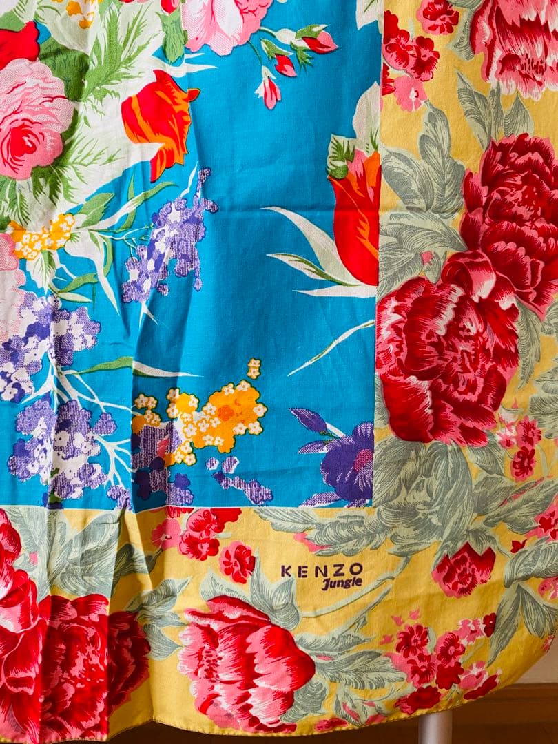 d*9様 ビンテージ1990年KENZO Jungle 大判スカーフ　ストール