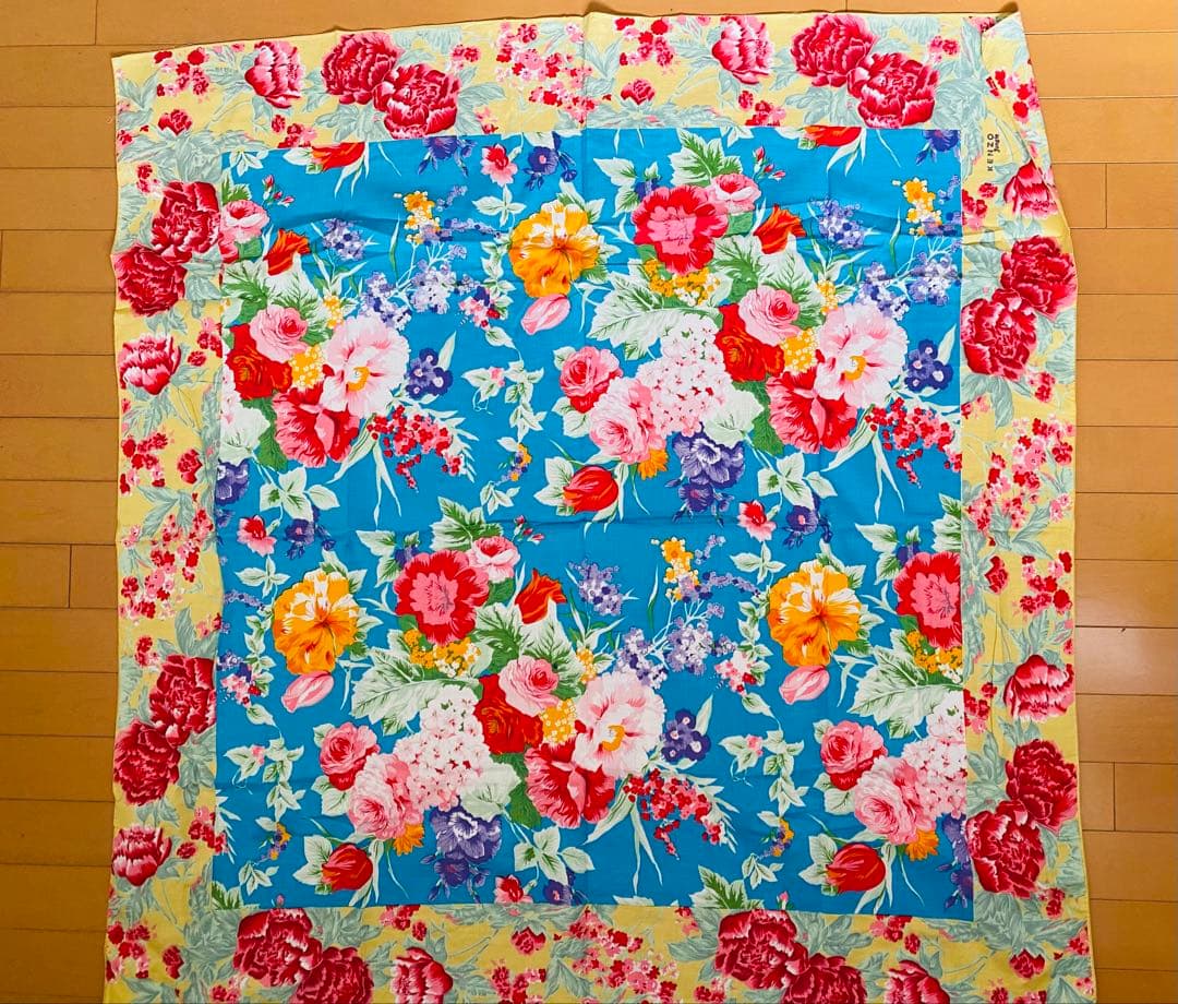 d*9様 ビンテージ1990年KENZO Jungle 大判スカーフ　ストール