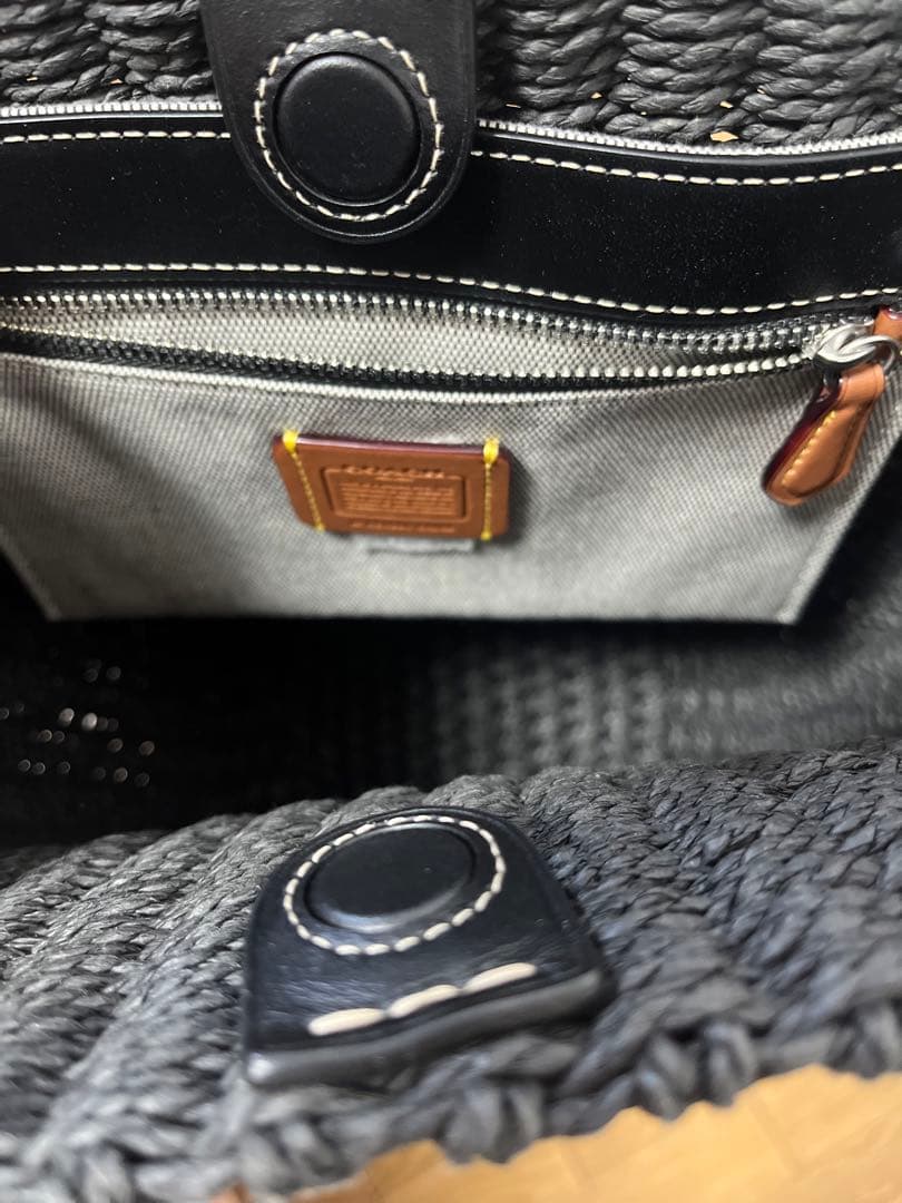 COACH スモール ストロートート ブラック