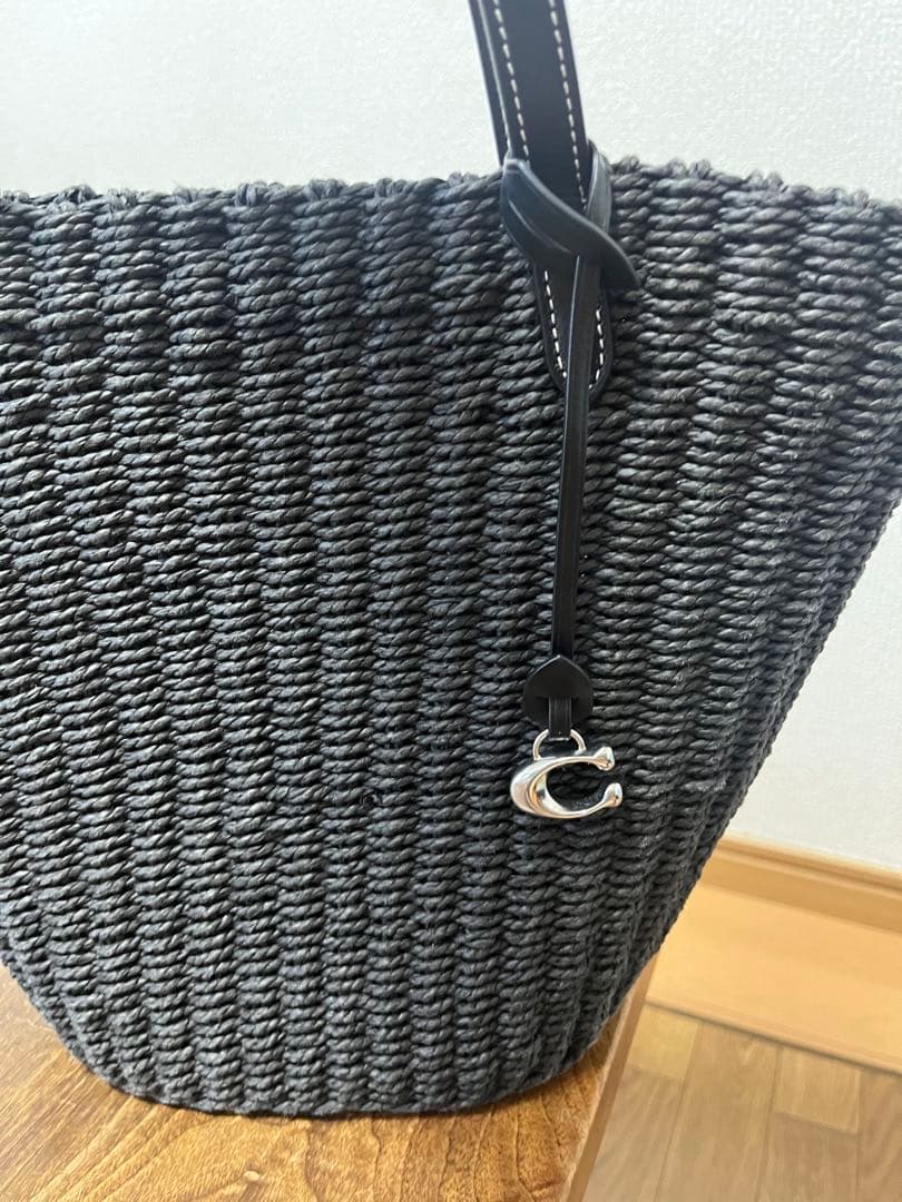 COACH スモール ストロートート ブラック