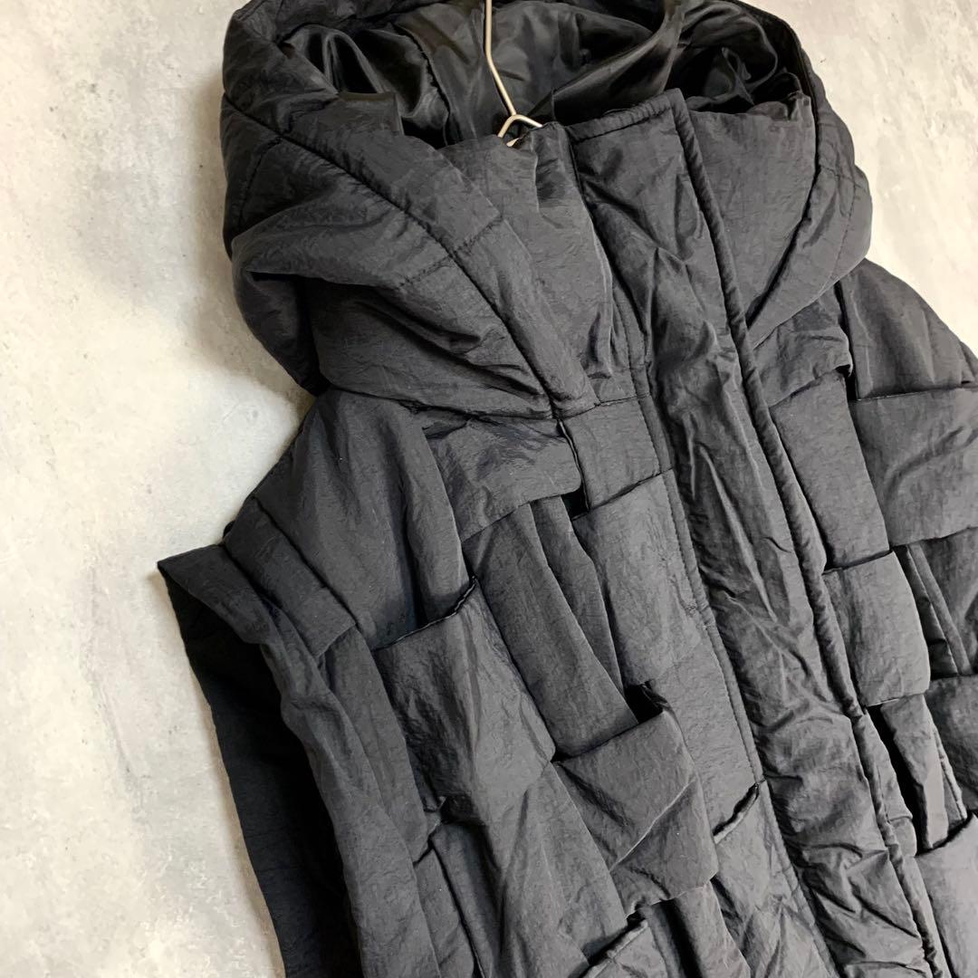 antiqua treecafe ダウン級ベスト 黒　ブロック編み　冬