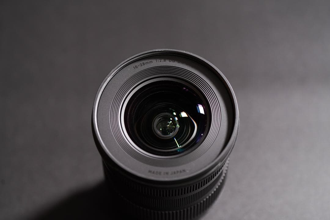 美品　SIGMA 16-28mm F2.8 DG DN（SONY E-mout）