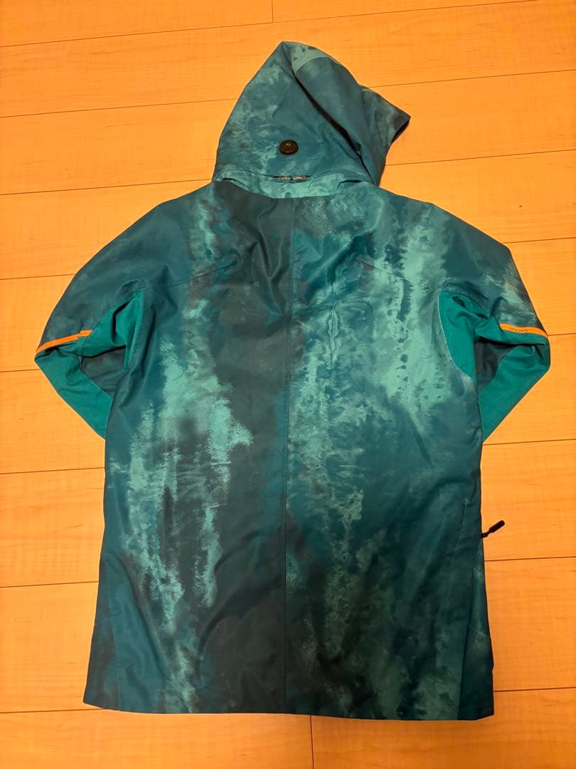 DESCENTE スキーウェアジャケット上位モデル