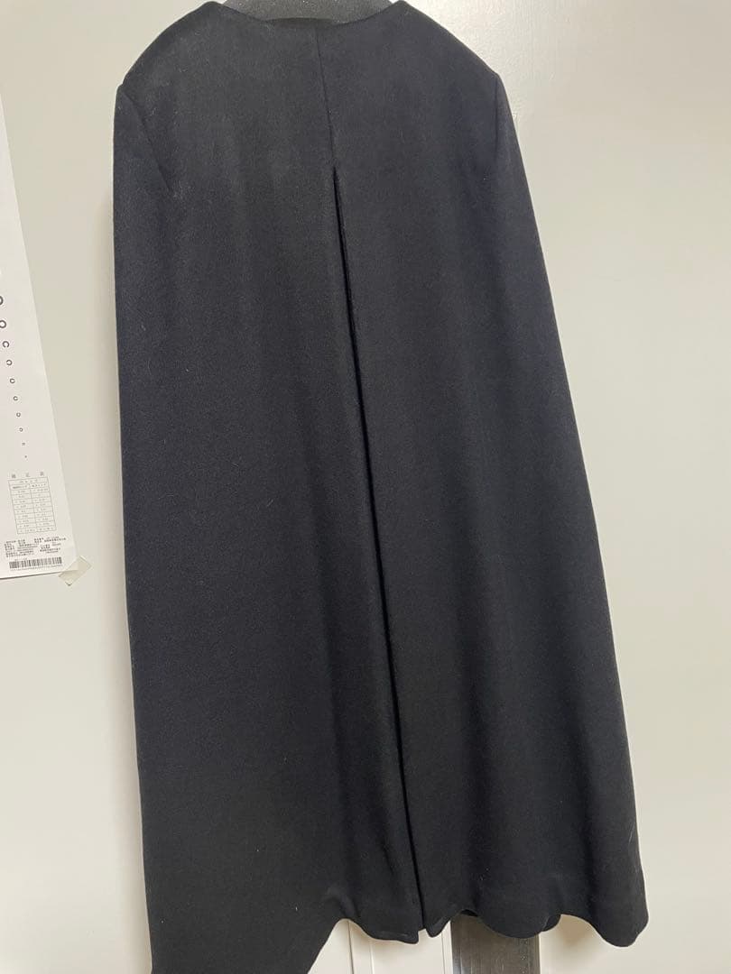 ［knskn] ◆ELLIEエリー◆ケープコート◆ブラック