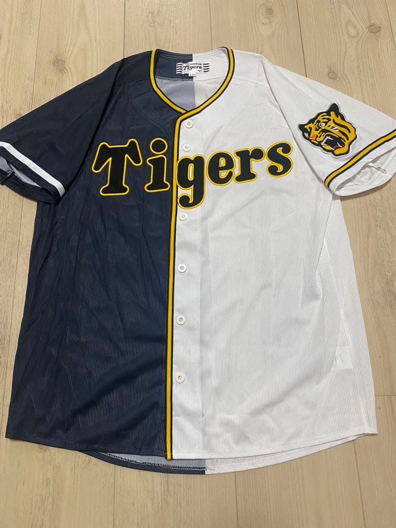 阪神タイガース　ユニフォーム　【数量限定品】希少 Tigers 販売終了品