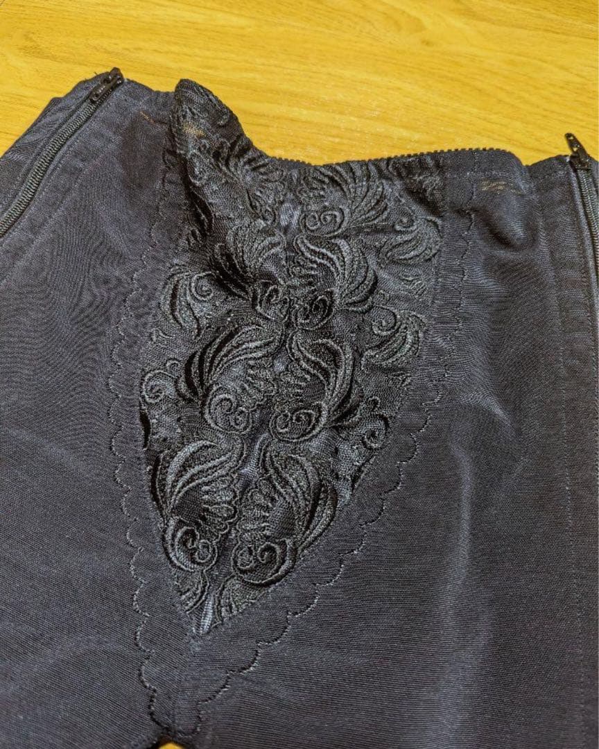 【L】サラマシェリ 脂肪吸引 圧迫 ガードル 太もも 大腿